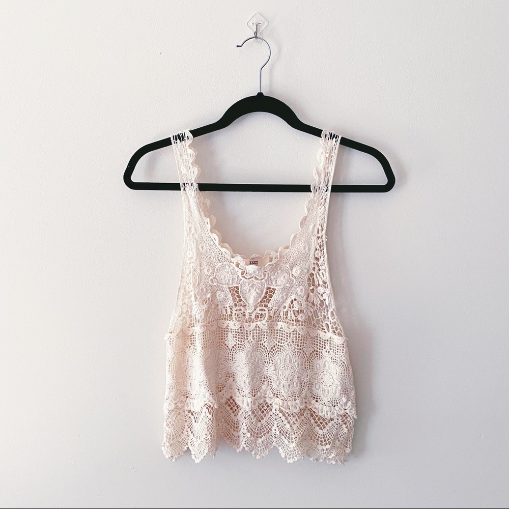 ISSI | Crochet Cropped Tank